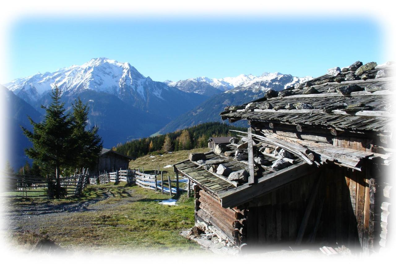 Ferienwohnungen Kroll - Appartements Viktoria Und Landhaus Maria Mayrhofen Extérieur photo